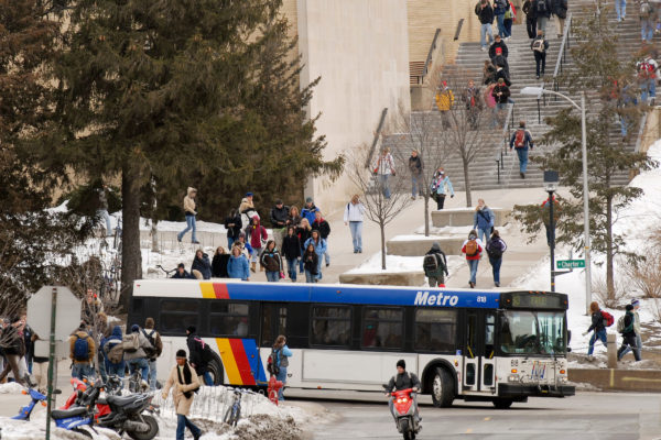 Accessing METRO by Car, Park & Ride Lots